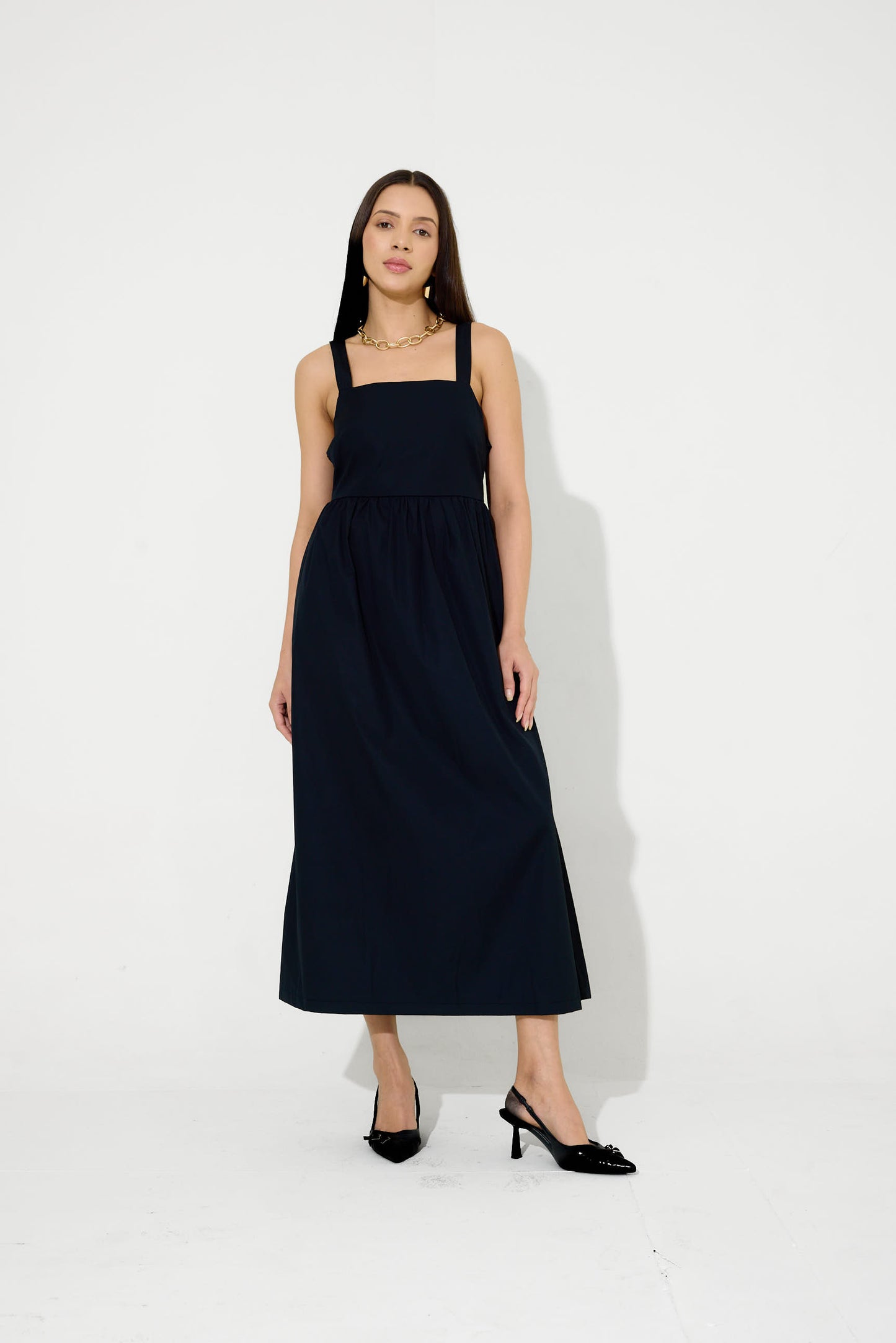 Black Mi-dē Dress
