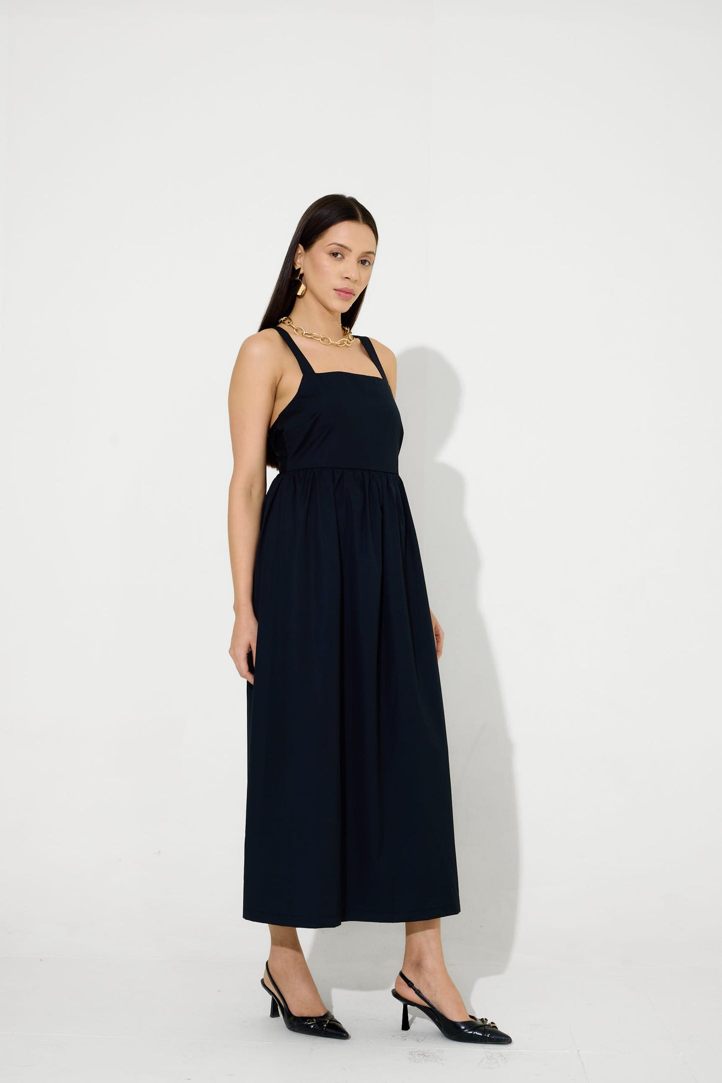 Black Mi-dē Dress